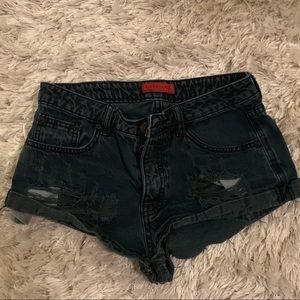 BLACK DENIM SHORTS